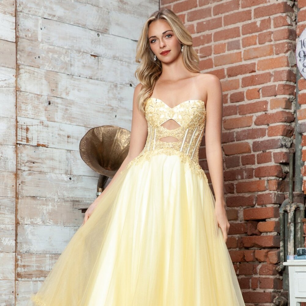 New Classy Sleeveless Strapless Gown w/ Sweetheart Neck & Front Cut-Outs JT2561S
